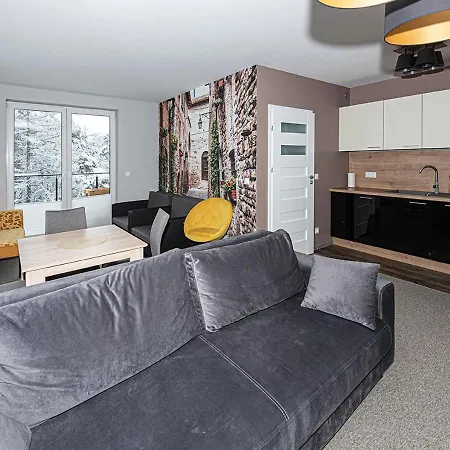 Piano Apartment Swieradow-Zdroj