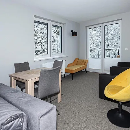 Piano Apartment